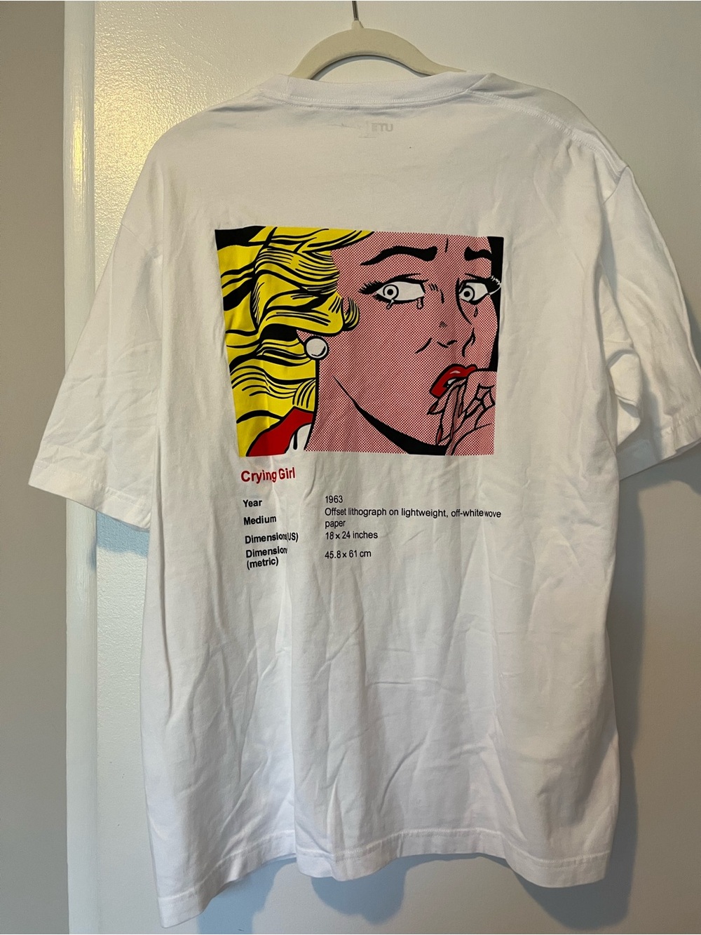 Uniqlo White Graphic Pocket Tee with Roy Lichtenstein Print - Men